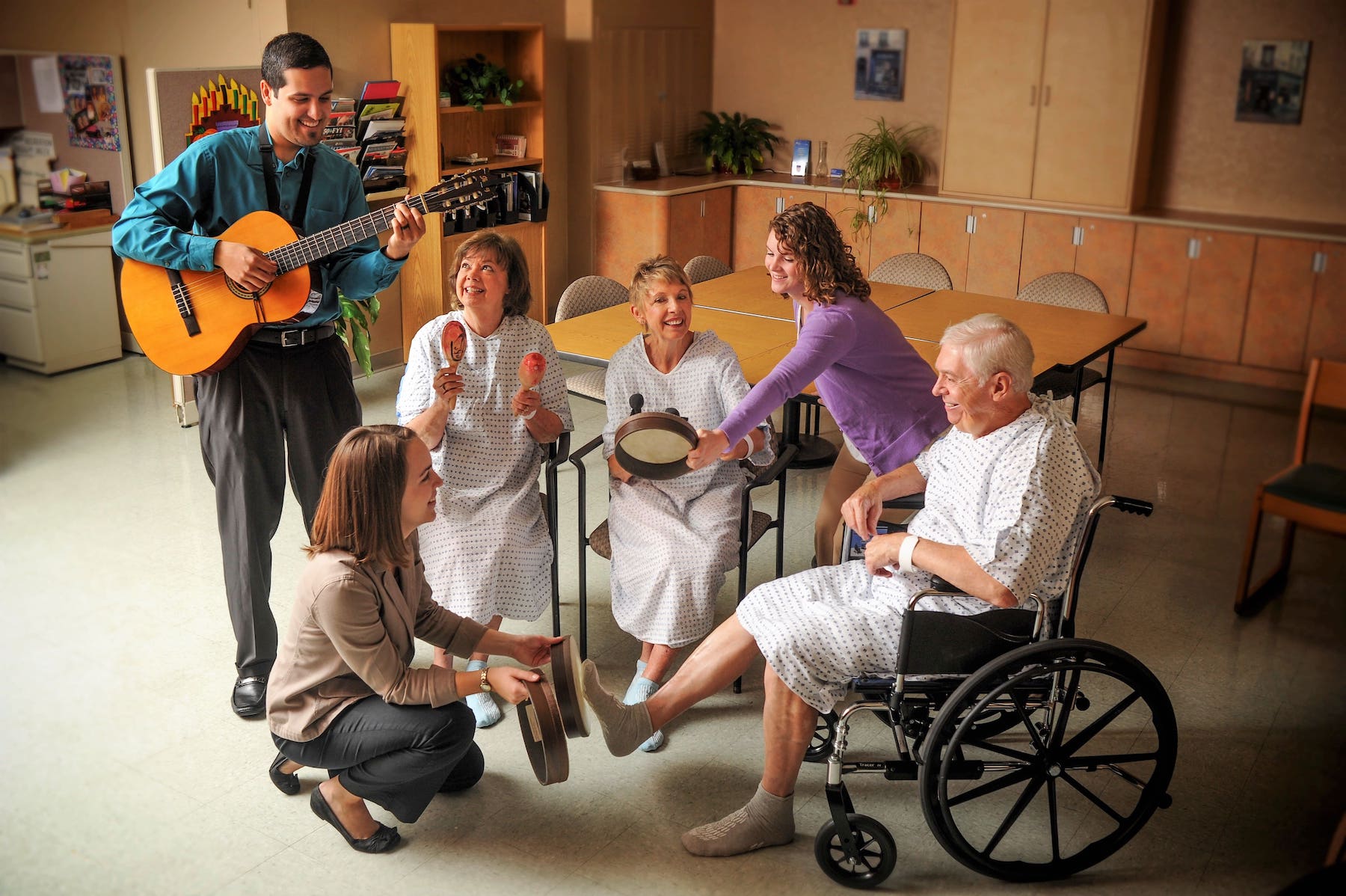 Patients at Florida Hospital enjoying music therapy healing