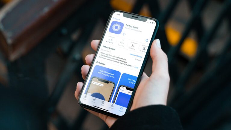 Blind Institute of Technology Partners with Be My Eyes to Assist Professionals with Disabilities