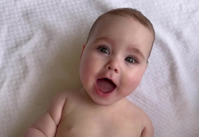 Gerber Baby Isa Is Breaking Disability Barriers While Melting Hearts