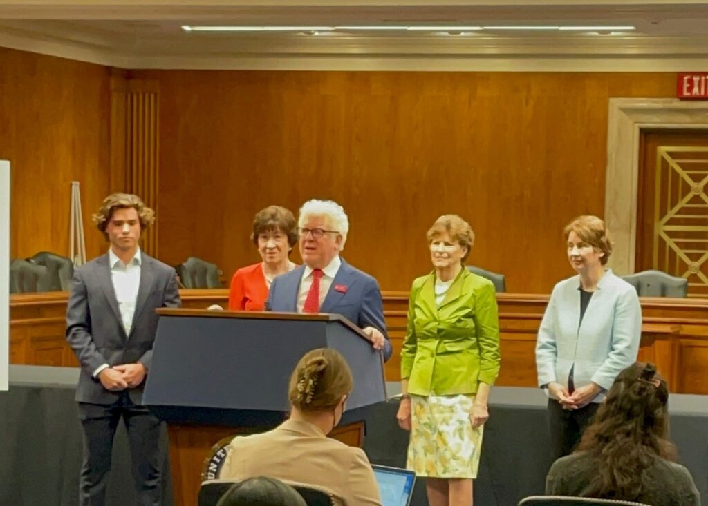 U.S. Senator Shaheen (D-NH) & Senator Collins (R-ME) hosted a press conference on their new, bipartisan proposal to lower the surging costs of #insulin. ADA's Chief Science & Medical Officer Dr. Bob Gabbay also represented. 