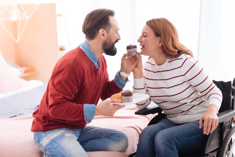Valentine’s Day Dating Tips for People with Food Allergies
