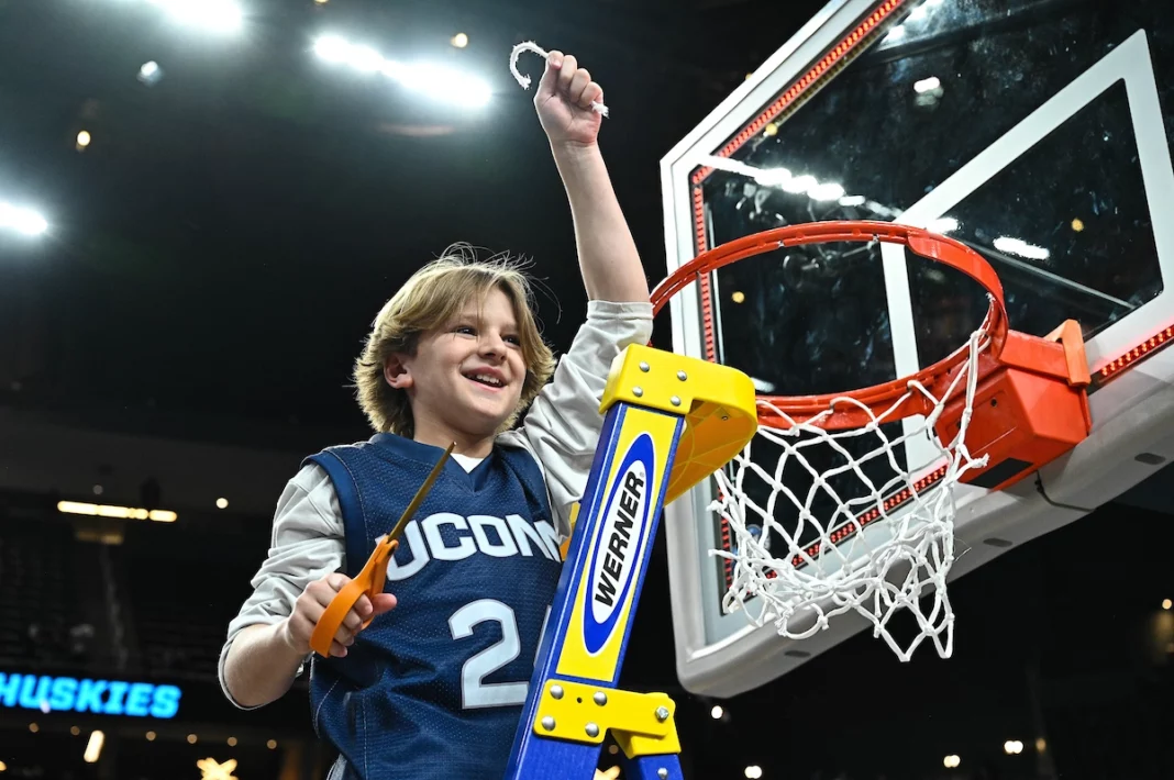 Net Rylan Rylan enjoys March Madness