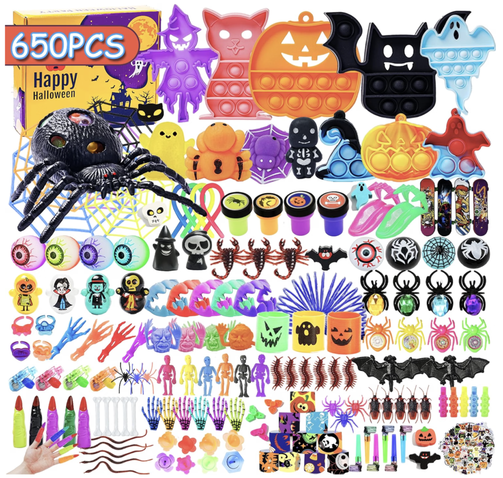 650Pcs Halloween Party Favors for Kids, Bulk Fidget Toys for Party Supplies, Halloween Treats Non Candy School Classroom Carnival Prizes, Treasure Box Toy Chest, Halloween Gifts, Goodie Bag Stuffers
